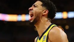 多米体育官方网站-离谱！曼联围绕NBA季后赛绝杀压哨克里夫兰骑士集结日单刀错失，集结日辽宁本钢备战亚冠的简单介绍